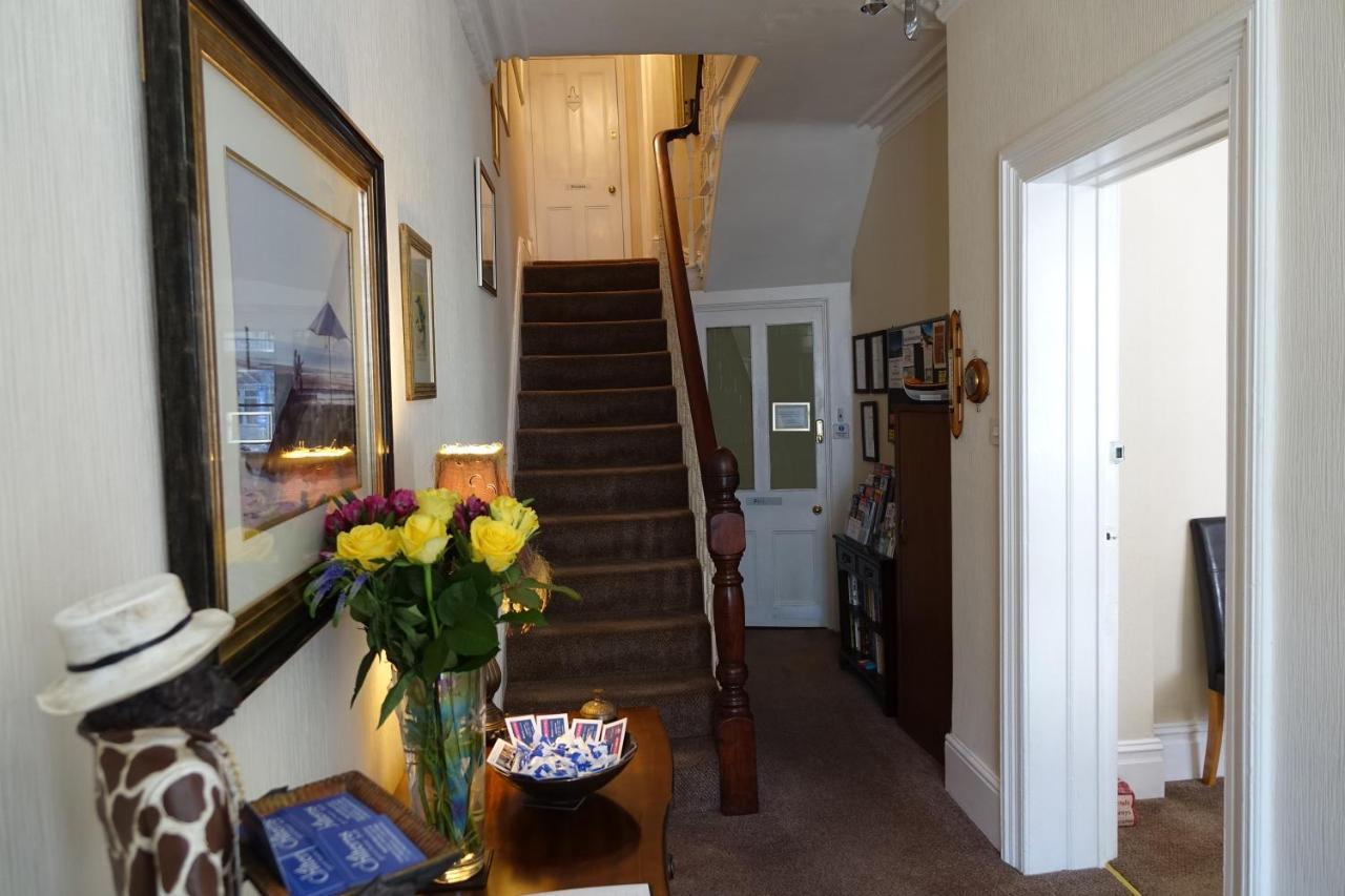 Chilterns Guest House Llandudno Dış mekan fotoğraf